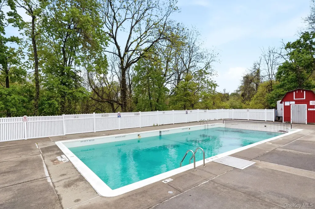 1879 Crompond Road Peekskill NY 10566