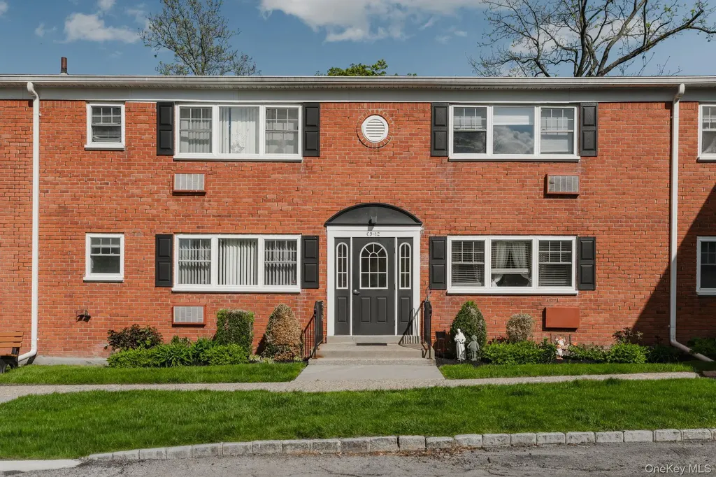 1879 Crompond Road Peekskill NY 10566