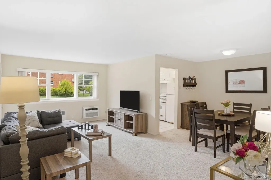 1879 Crompond Road Peekskill NY 10566