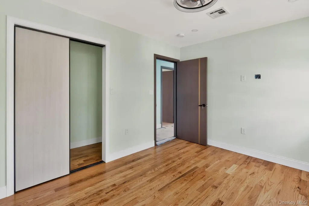 1524 Bowe Road Valley Stream NY 11580