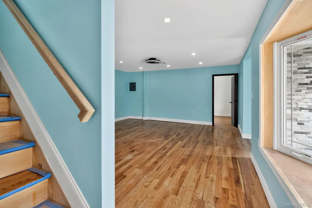 1524 Bowe Road Valley Stream NY 11580