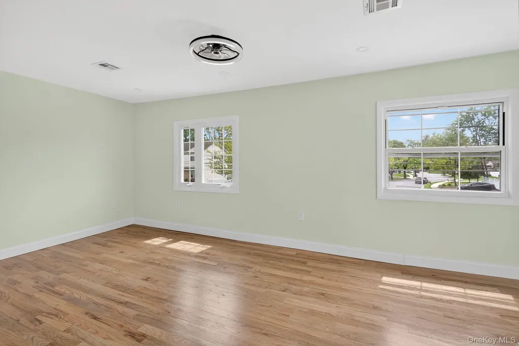 1524 Bowe Road Valley Stream NY 11580