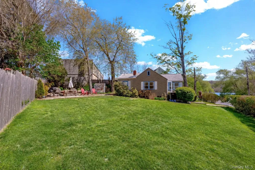 10 Waterford Road Patterson NY 12563