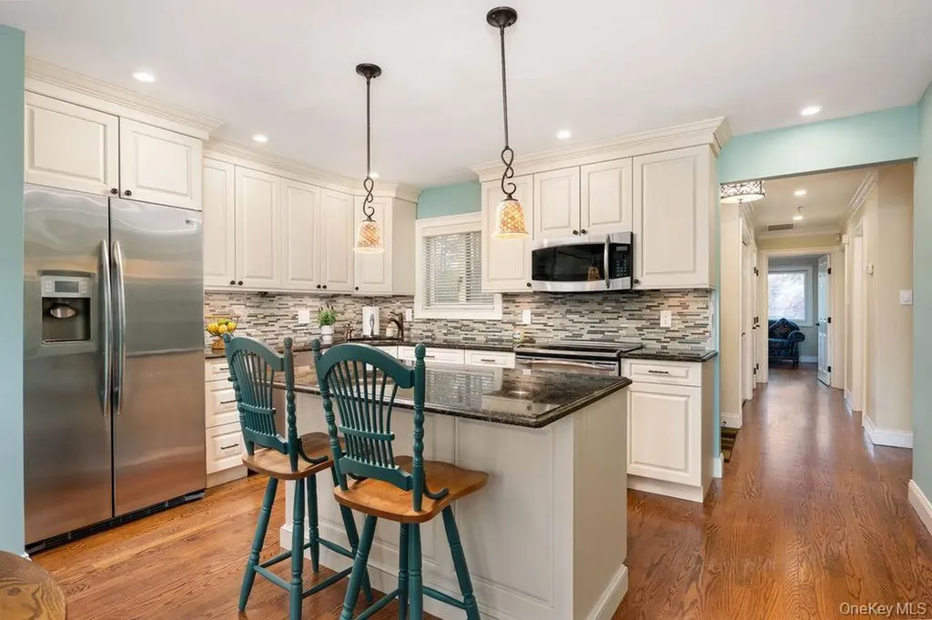 84 Strathmore Gate Drive Stony Brook NY 11790
