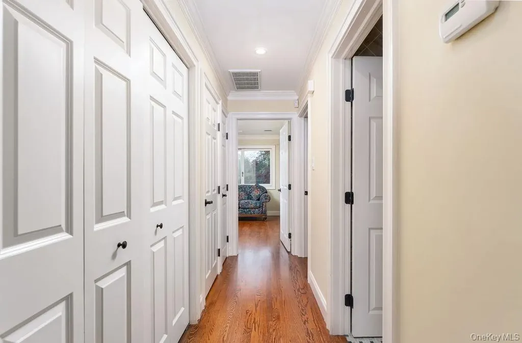 84 Strathmore Gate Drive Stony Brook NY 11790
