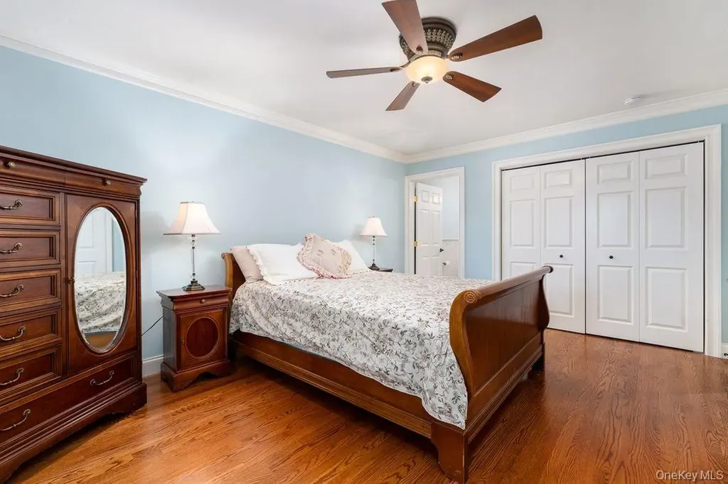 84 Strathmore Gate Drive Stony Brook NY 11790