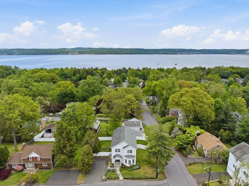 401 Centre Avenue Nyack NY 10960