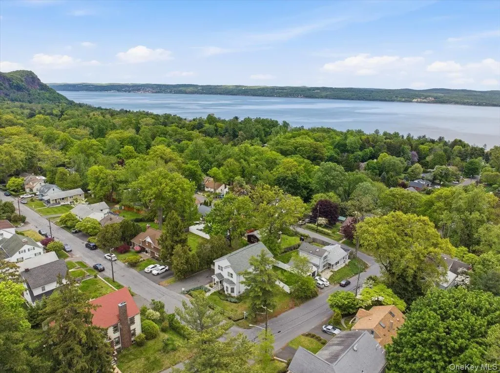 401 Centre Avenue Nyack NY 10960