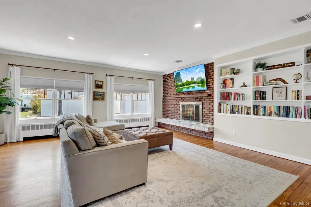 378 Harrison Avenue Massapequa NY 11758