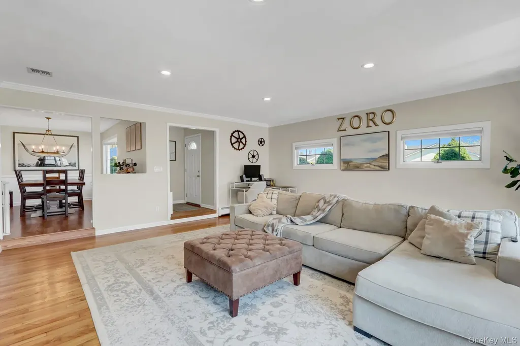 378 Harrison Avenue Massapequa NY 11758