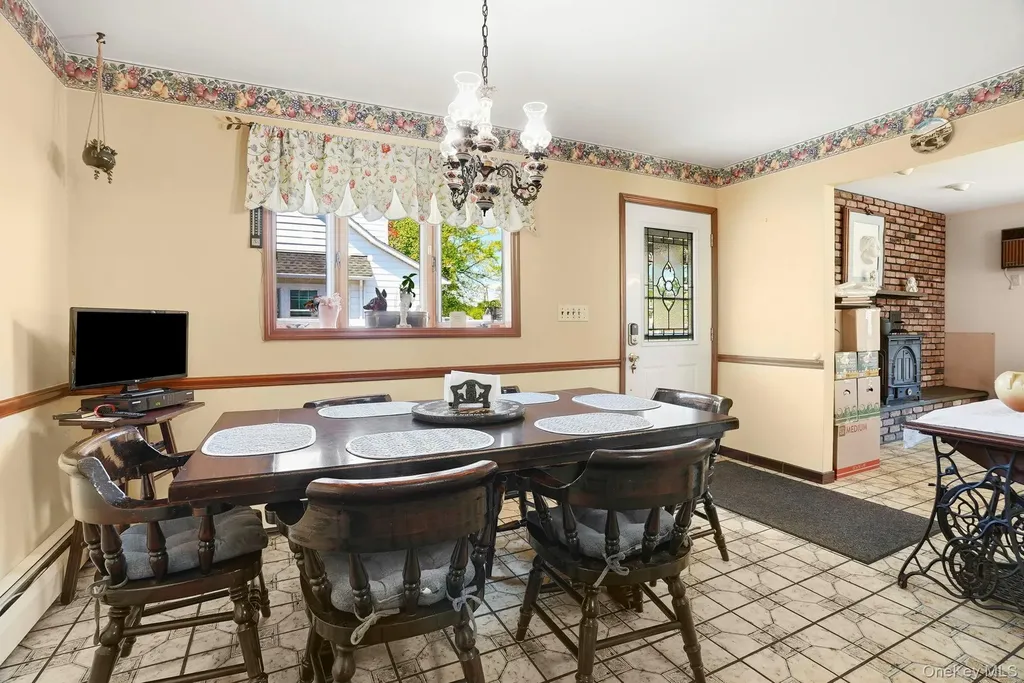 50 Sunset Road Montrose NY 10548