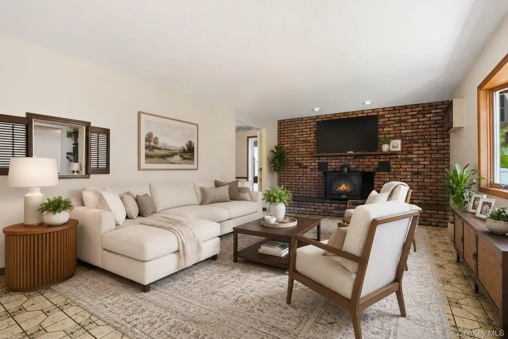 50 Sunset Road Montrose NY 10548