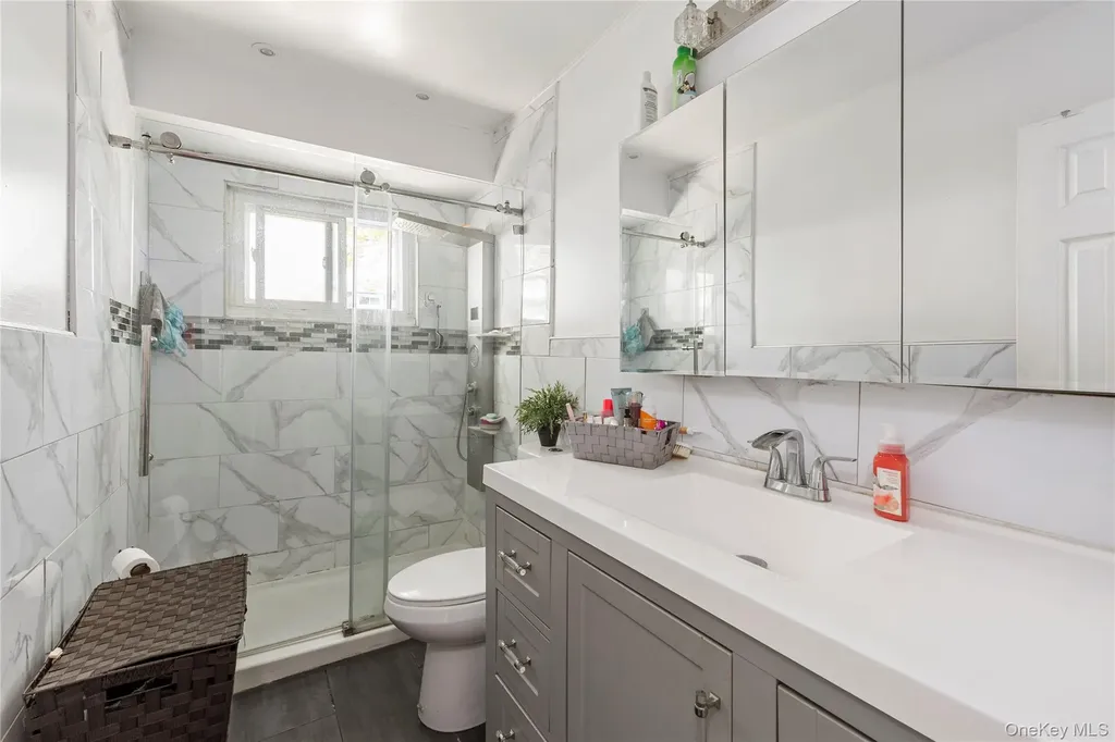 19 Sloan Drive S Valley Stream NY 11580