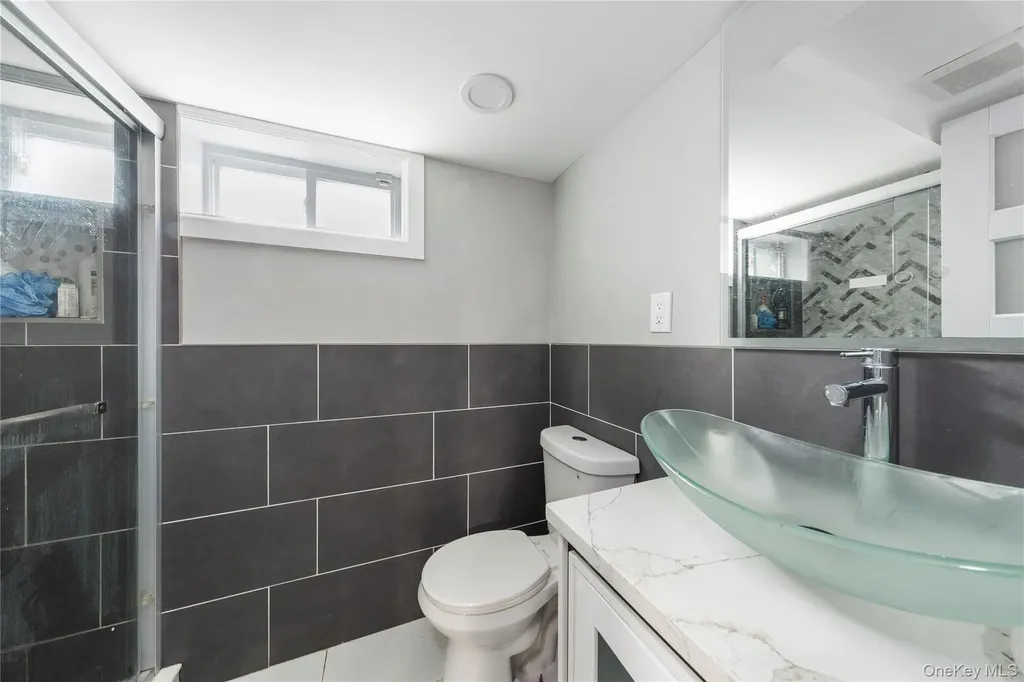 19 Sloan Drive S Valley Stream NY 11580