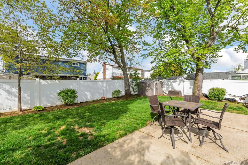 19 Sloan Drive S Valley Stream NY 11580