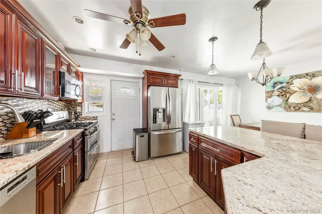 19 Sloan Drive S Valley Stream NY 11580