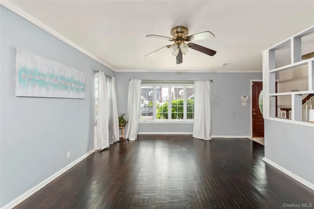 19 Sloan Drive S Valley Stream NY 11580