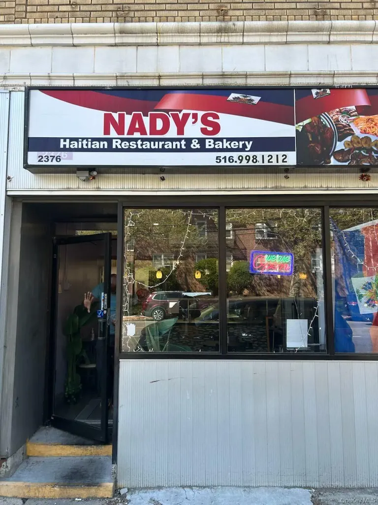 2376 Grand Avenue Baldwin NY 11510