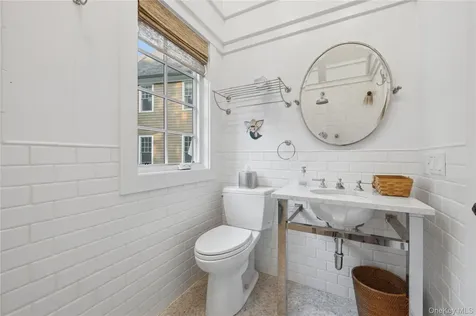 16 Wrights Mill Road Armonk NY 10504