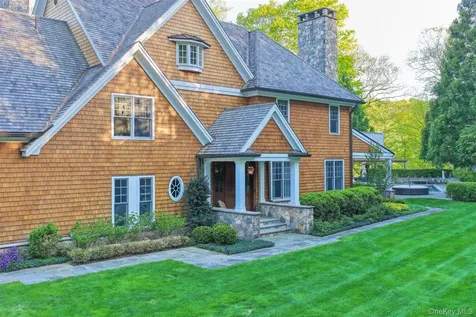 16 Wrights Mill Road Armonk NY 10504