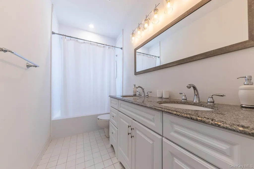 100 W Broadway Long Beach NY 11561