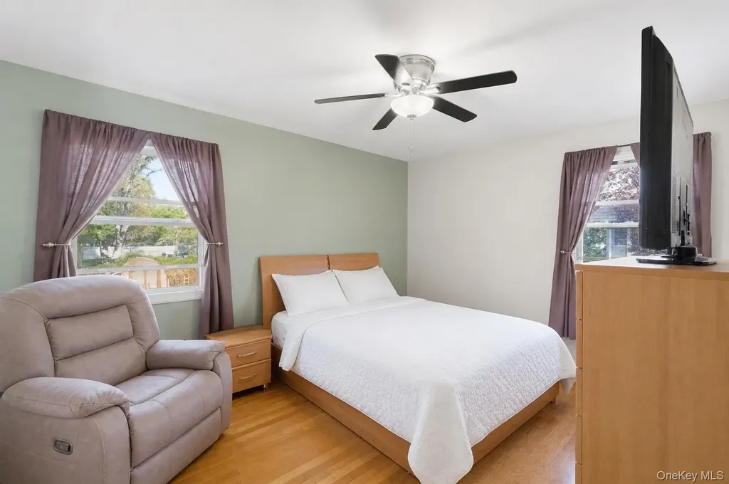 183 Broadway Brentwood NY 11717