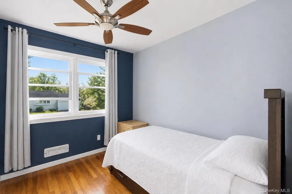 183 Broadway Brentwood NY 11717