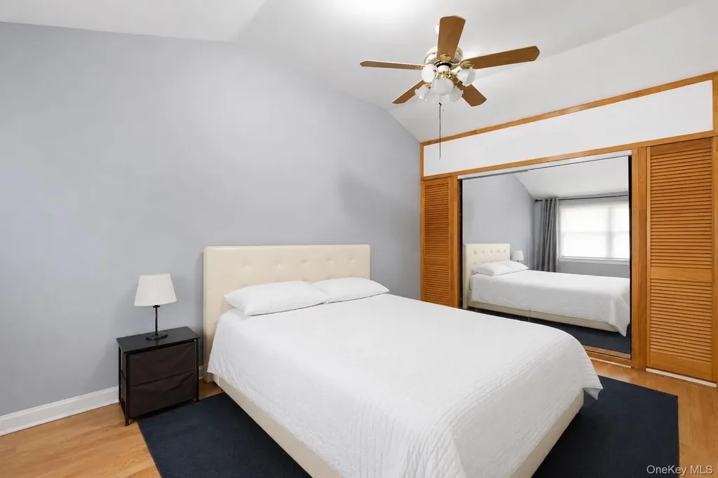 183 Broadway Brentwood NY 11717