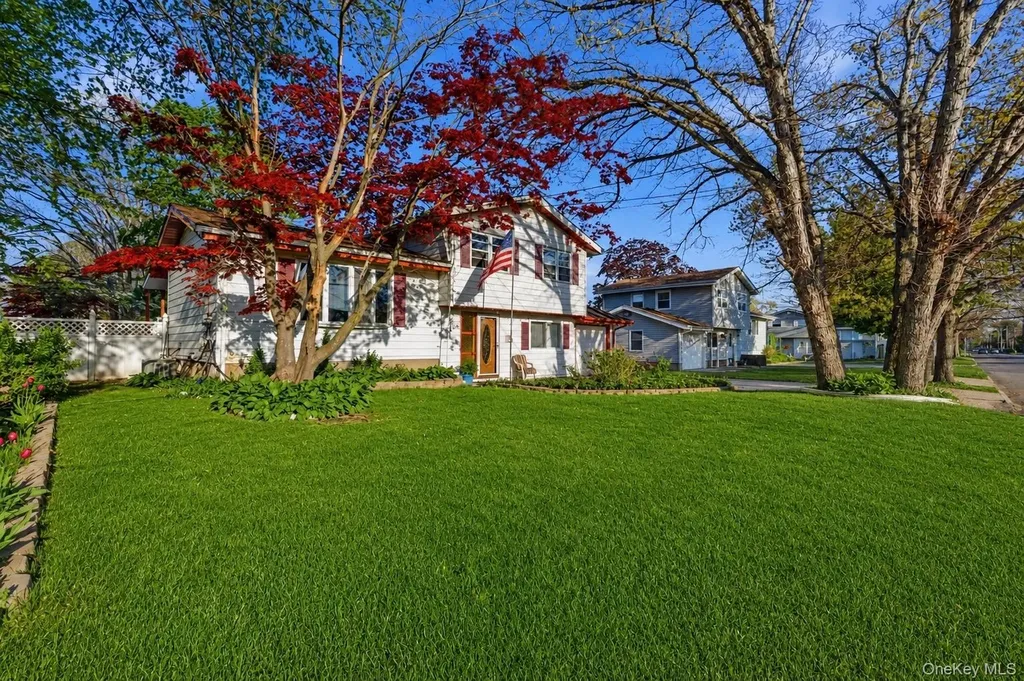 183 Broadway Brentwood NY 11717