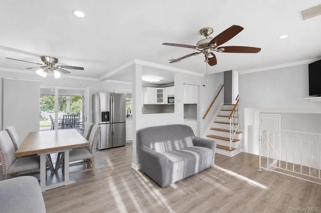 183 Broadway Brentwood NY 11717