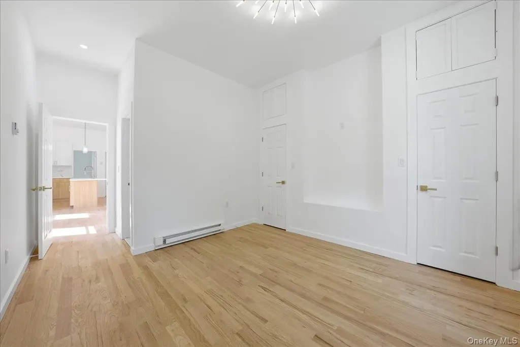 2407 Butler Place Bronx NY 10461