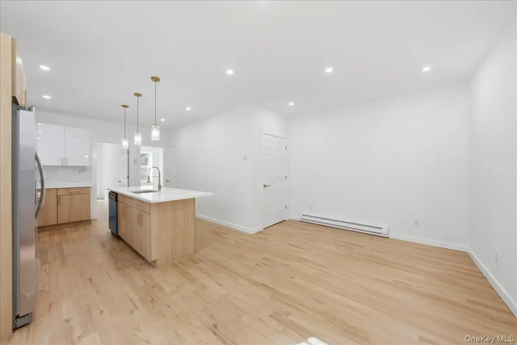 2407 Butler Place Bronx NY 10461