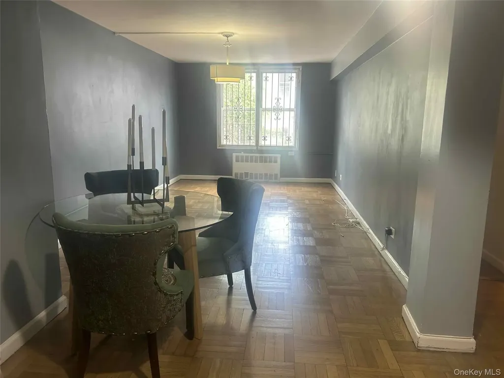 1425 Thieriot Avenue Bronx NY 10460