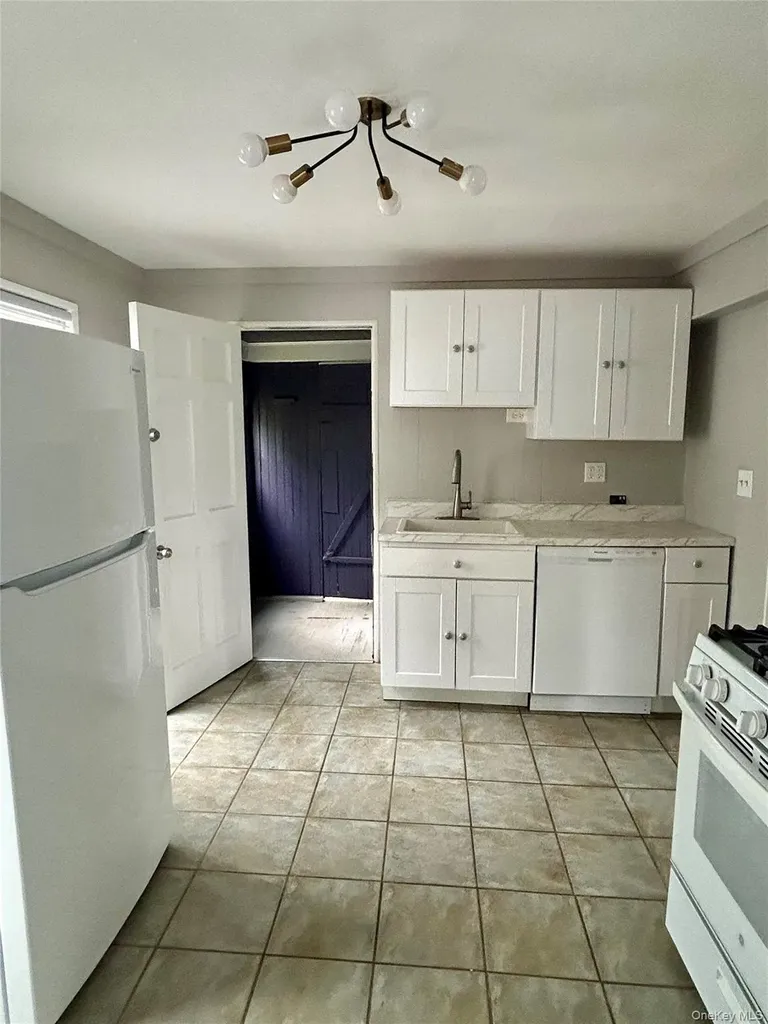 20 Van Buren Street Warwick NY 10990