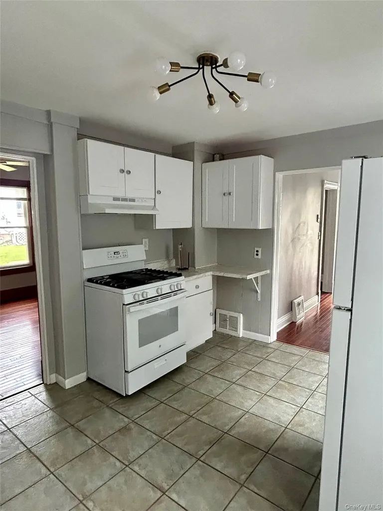 20 Van Buren Street Warwick NY 10990