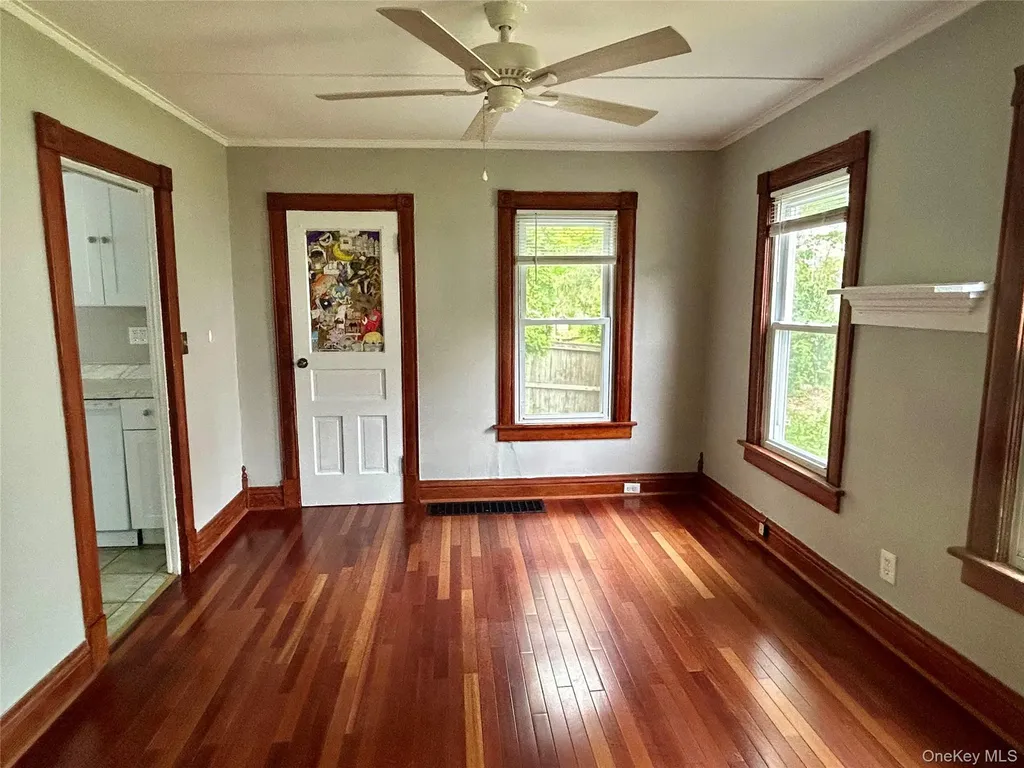 20 Van Buren Street Warwick NY 10990