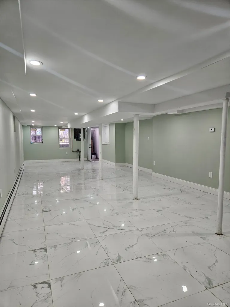 2 Jardine Place Brooklyn NY 11233