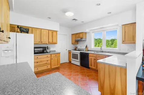 508 Woodstock Road Millbrook NY 12545
