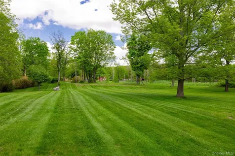 508 Woodstock Road Millbrook NY 12545