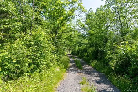 508 Woodstock Road Millbrook NY 12545