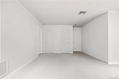6 Raven Way Pleasantville NY 10570