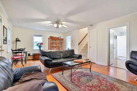 6 Raven Way Pleasantville NY 10570