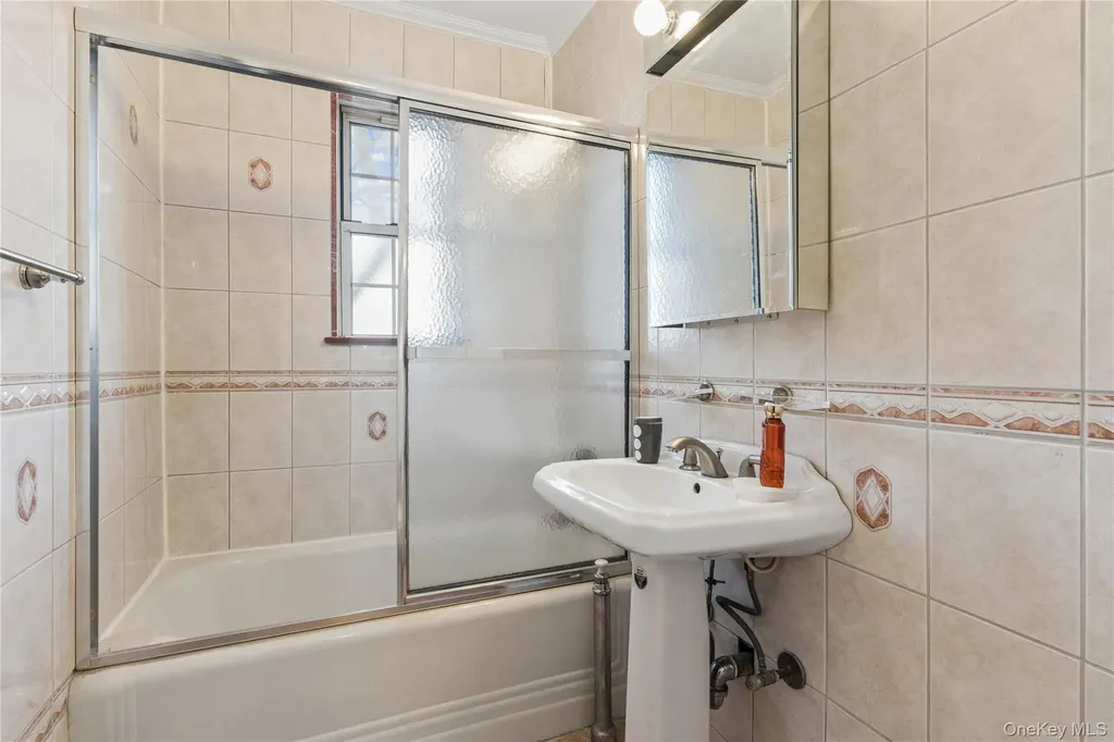150 Burns Street Forest Hills NY 11375