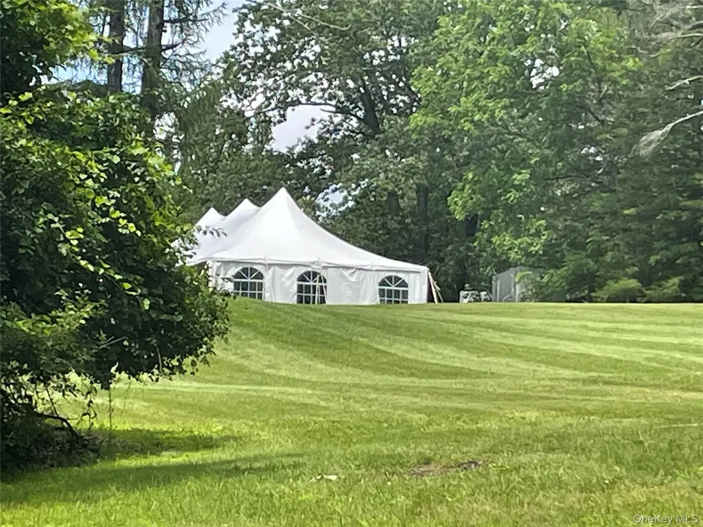 4317 Ny 23 Hudson NY 12534