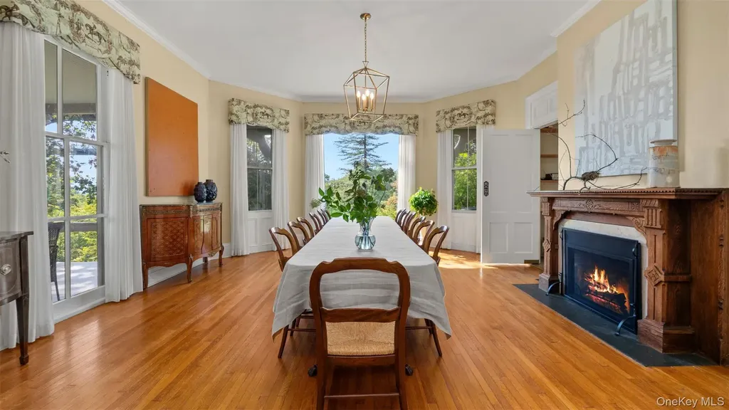 4317 Ny 23 Hudson NY 12534