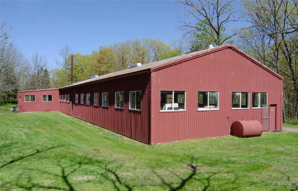 4317 Ny 23 Hudson NY 12534