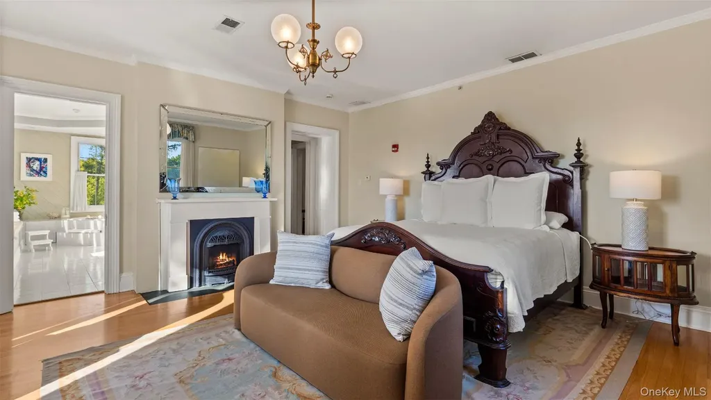 4317 Ny 23 Hudson NY 12534