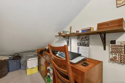 304 Ivy Trail Rhinebeck NY 12572