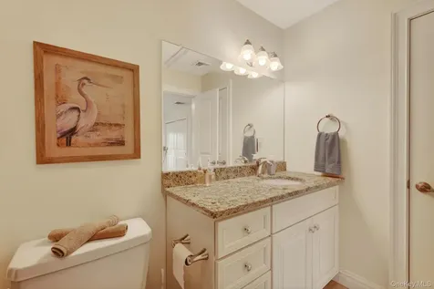 304 Ivy Trail Rhinebeck NY 12572