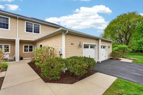 304 Ivy Trail Rhinebeck NY 12572